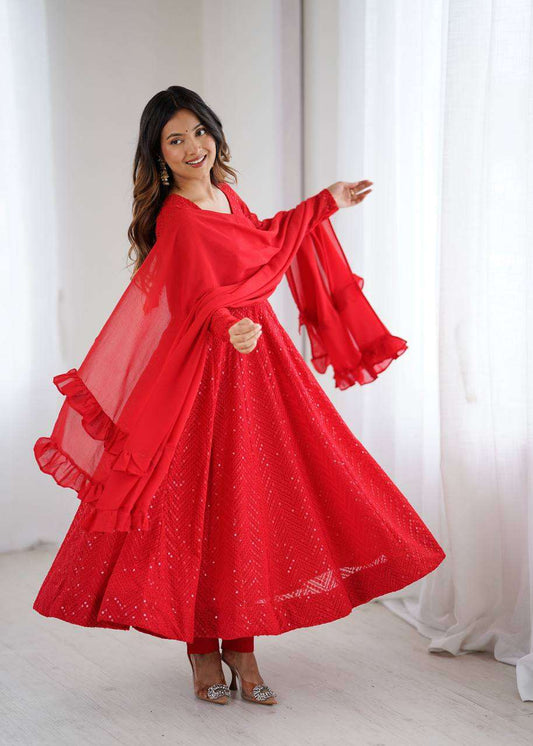 Womens Pure Romansilk Chanderi Embroidered Anarkali Kurti With Dupatta & Pant Set