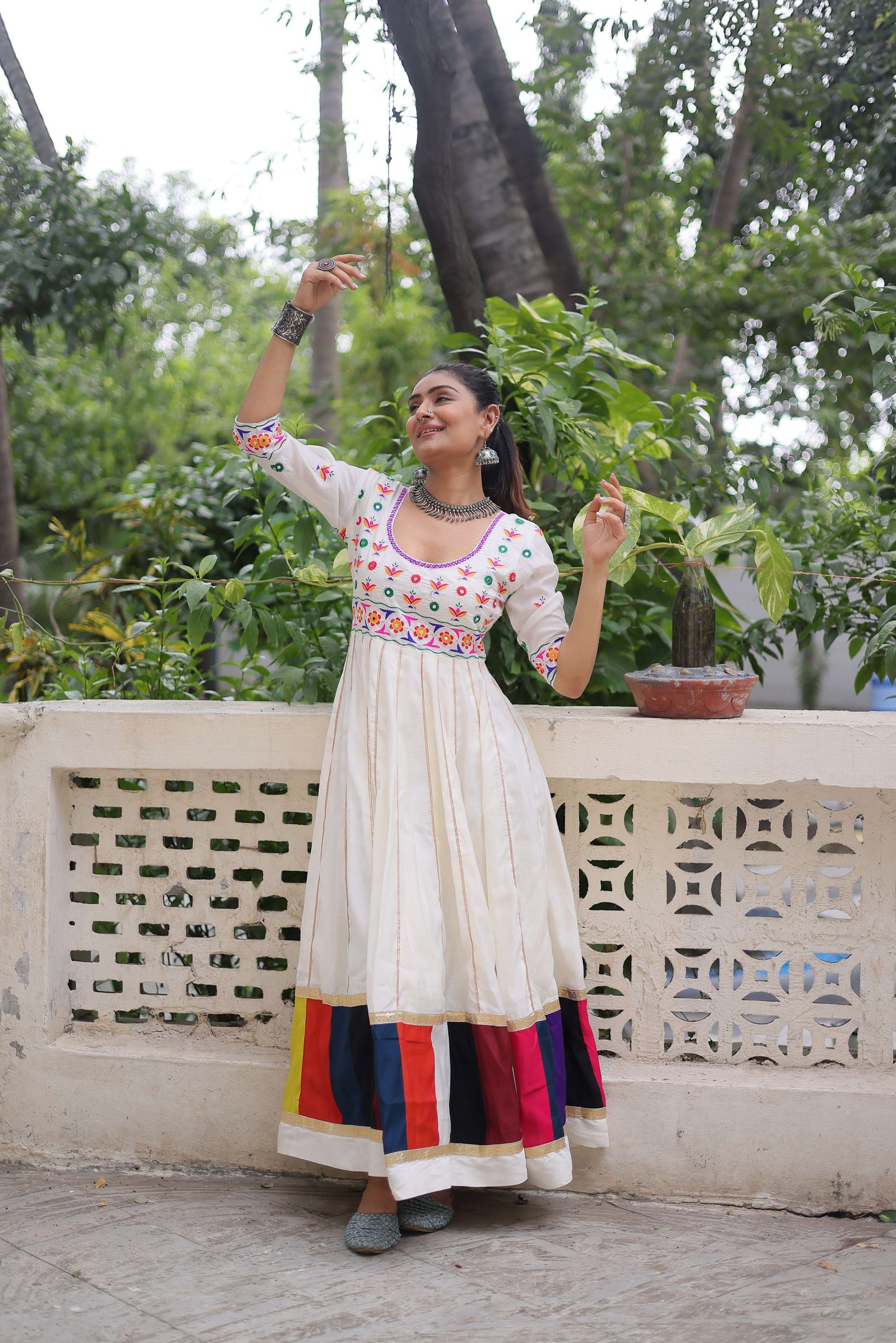 White Navratri Gown with Multicolour Thread Embroidery & Gota Lace – Elegant Festive Wear for Women