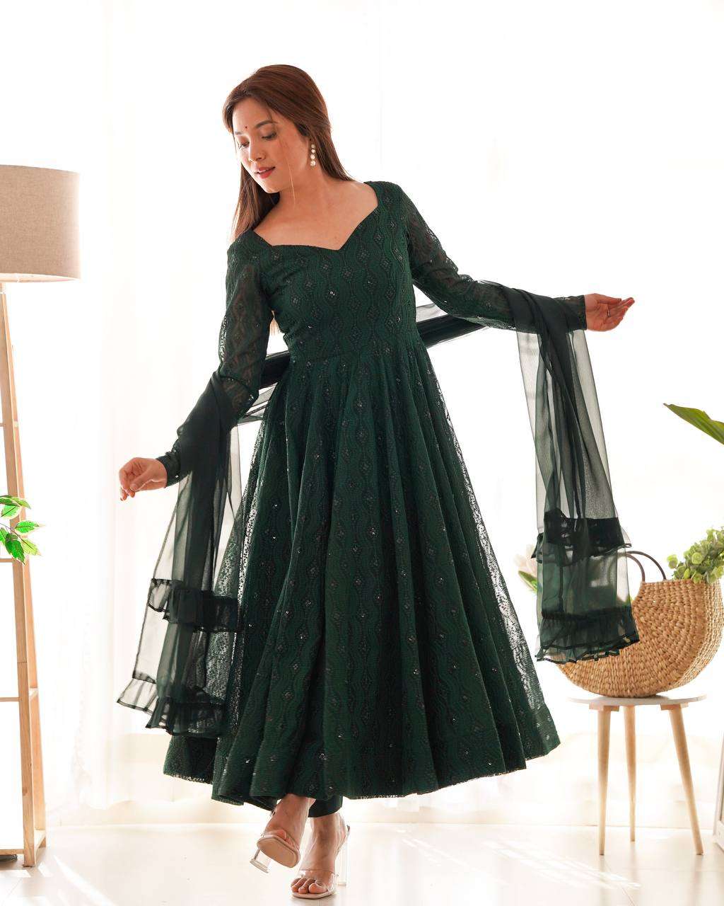 Womens Pure Romansilk Chanderi Embroidered Anarkali Kurti With Dupatta & Pant Set
