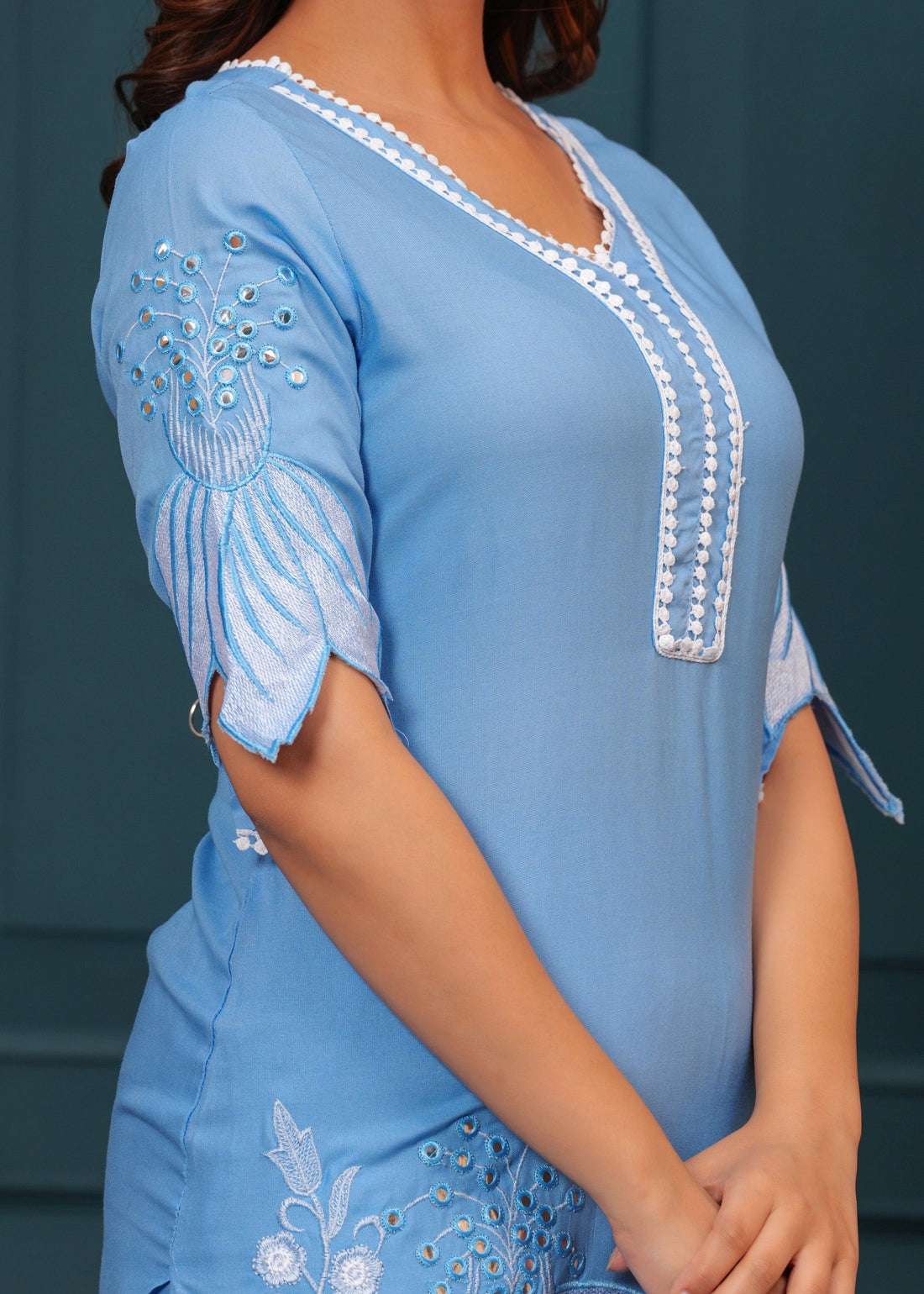 Women's Cotton Floral Printed Short Straight Kurti With Pant