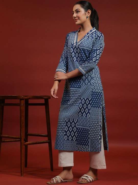Women's Rayon Printed Straight Kurti With Pant Set