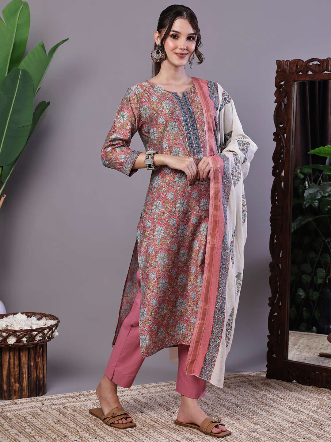 Women's Pink Floral Chanderi Printed Kurta Set with Dupatta Suit Sets