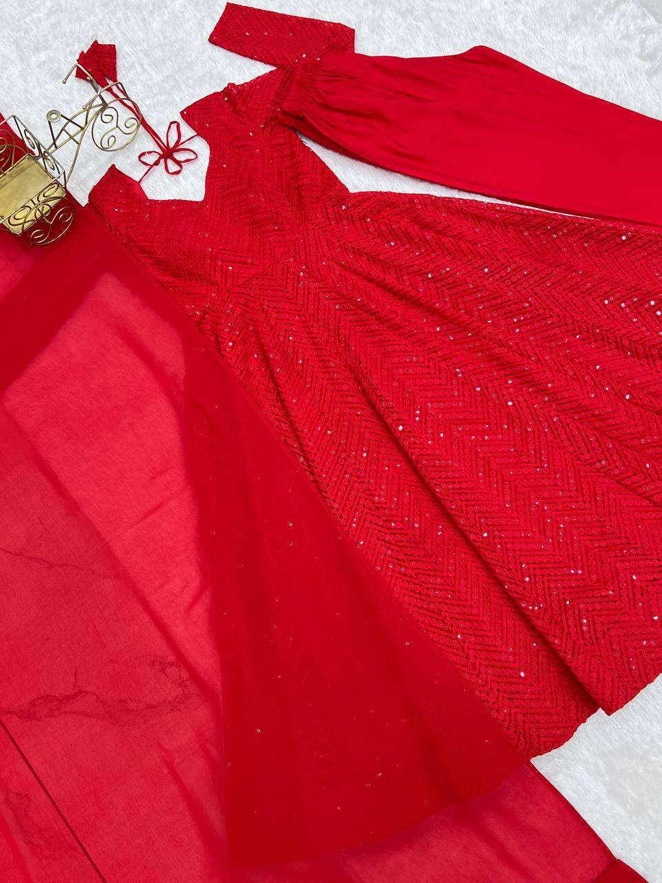 Womens Pure Romansilk Chanderi Embroidered Anarkali Kurti With Dupatta & Pant Set
