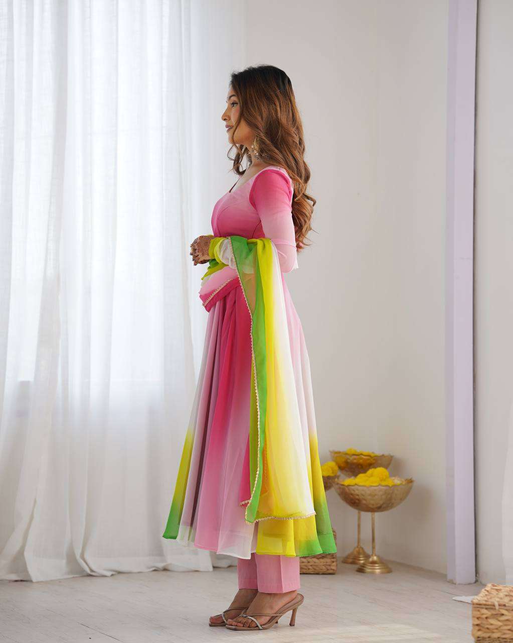 Women's Pure Romansilk Chanderi Tie-Dye Anarkali Kurti Pant With Dupatta Set
