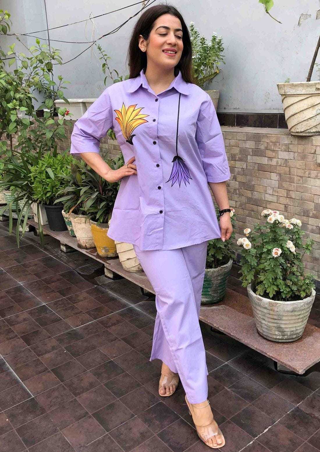 Women's Cotton Floral Printed Straight Short Shirt Kurti With Pant