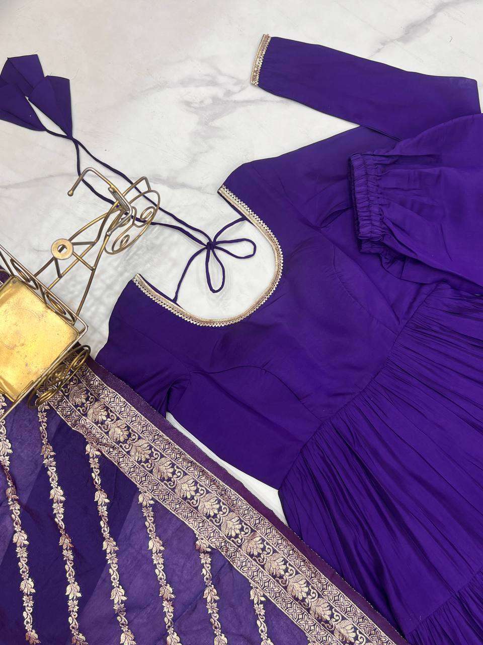Women's Solid Anarkali Kurti With Pant And Banarasi Silk Dupatta Set