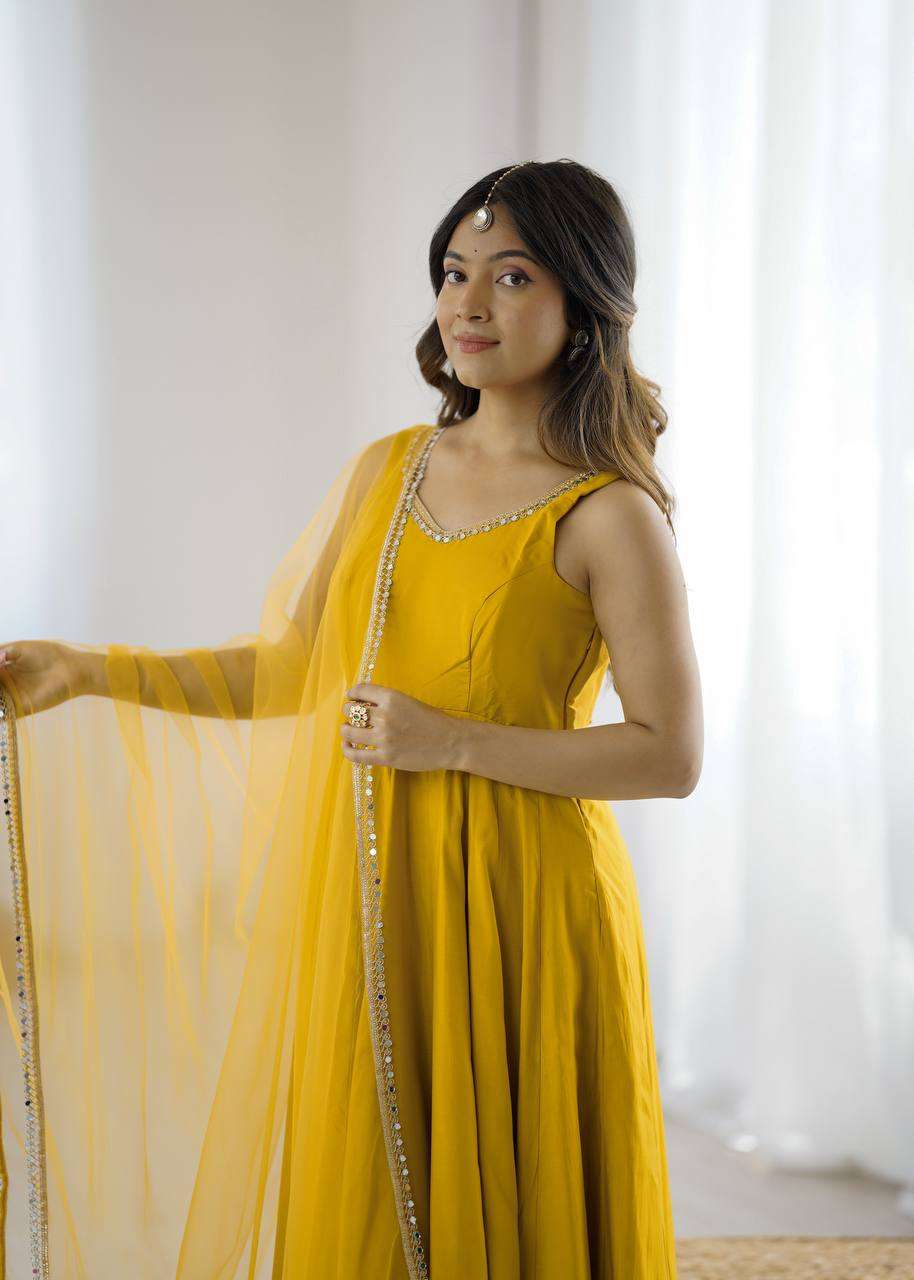 Womens Pure Romansilk Chanderi Anarkali Kurti with Pant & Dupatta Set