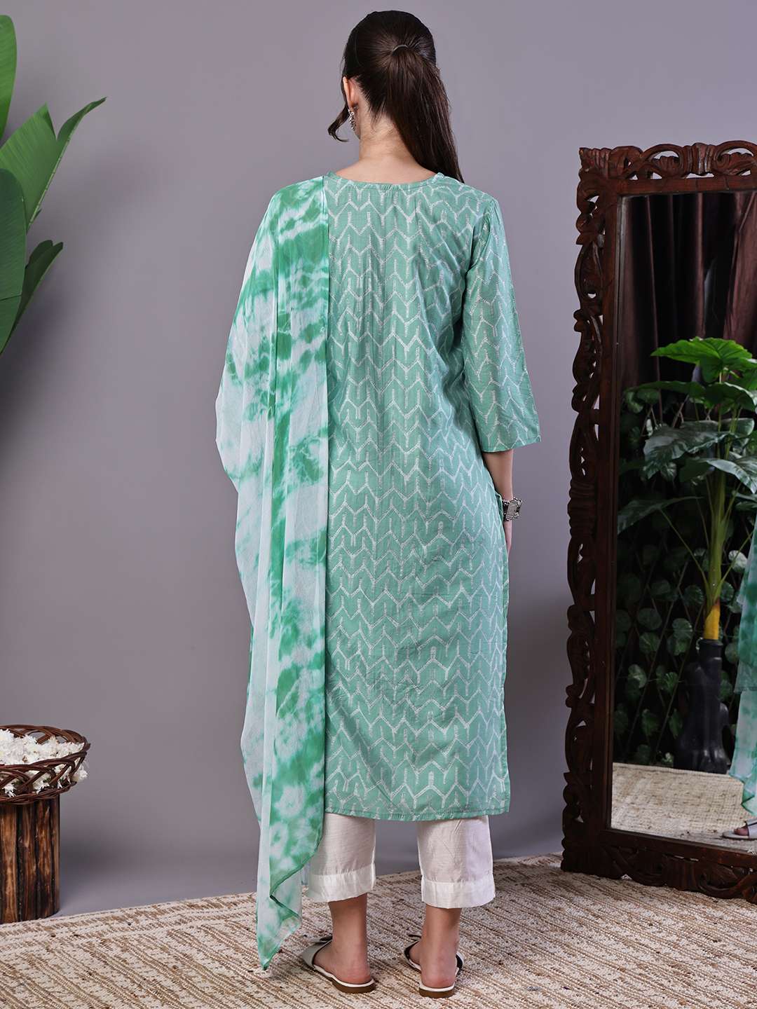 Women's Mint Green Chanderi Embroidered Kurta Set with Dupatta Suit Sets